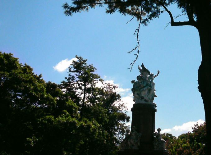 buenos-aires-recoleta-estatuas