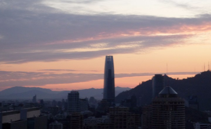 por-do-sol-sky-costanera-o-que-fazer-em-santiago.jpg